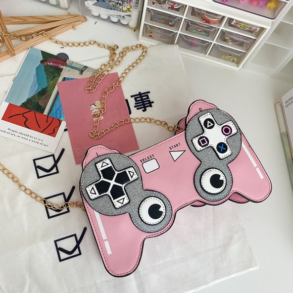NOVELTY GAME PAD SHAPED CROSSBODY BAG - Picture 6 of 14